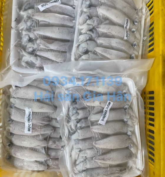 Mực trứng xôi